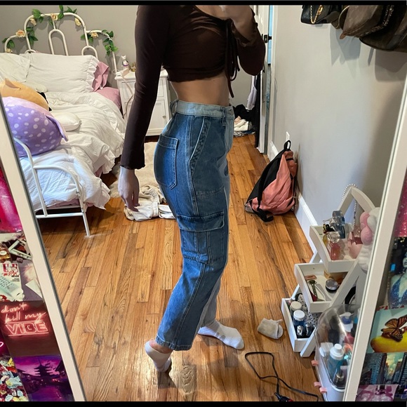 Patch cargo pants . Only worn a few times . - Picture 2 of 3